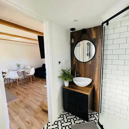 Апартаменты Nad Jeziorem Rydzowka