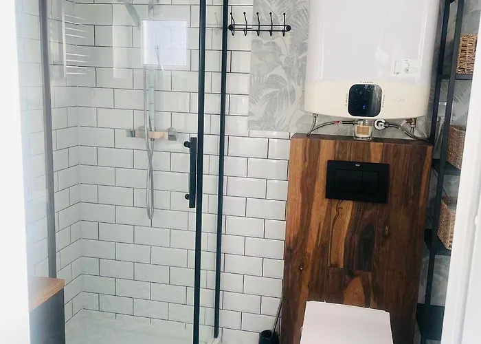 Nad Jeziorem Apartment